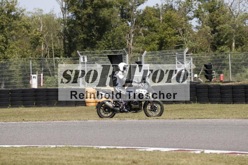 /Archiv-2025/49 26.08.2025 Cornu Master School ADR/gruen-vert/17